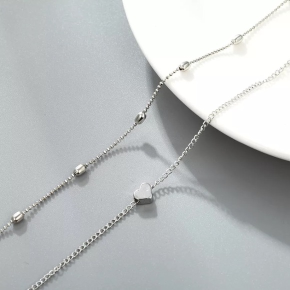 ⚜️[𝟯/$𝟭𝟴]⚜️NEW 2 Layered Tiny Heart Charm Beaded Choker - Picture 3 of 15